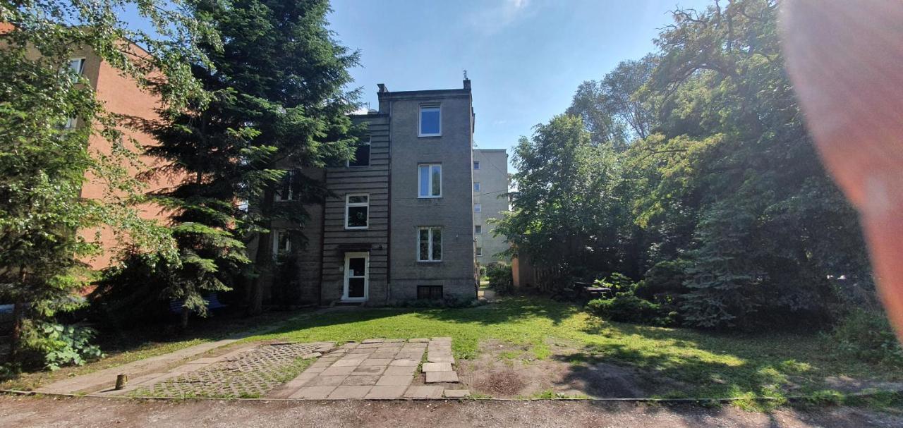 Juna2 - Nowoczesny Apartament W Centrum Z Widokiem Na Park Pruszkow Bagian luar foto