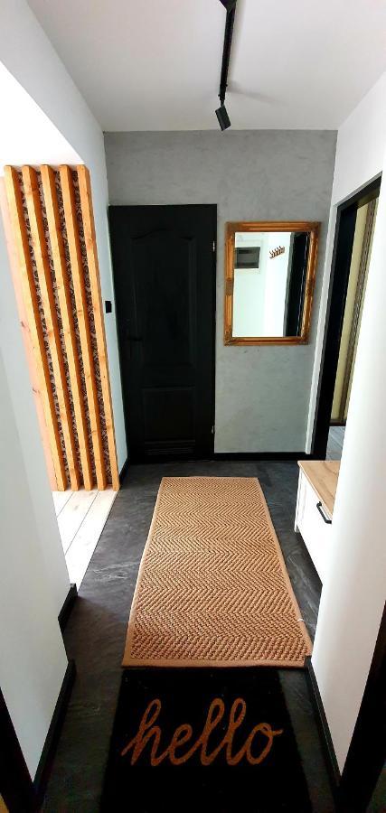 Juna2 - Nowoczesny Apartament W Centrum Z Widokiem Na Park Pruszkow Bagian luar foto