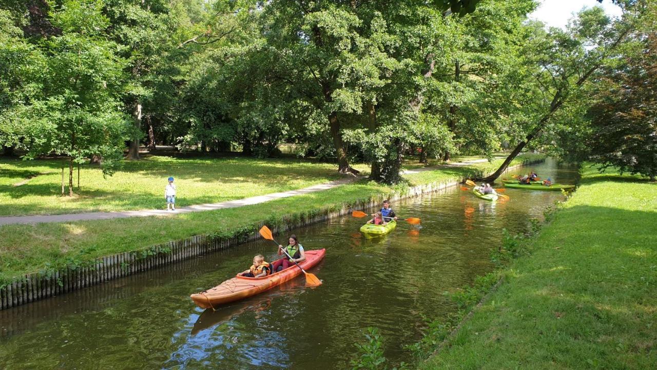 Juna2 - Nowoczesny Apartament W Centrum Z Widokiem Na Park Pruszkow Bagian luar foto